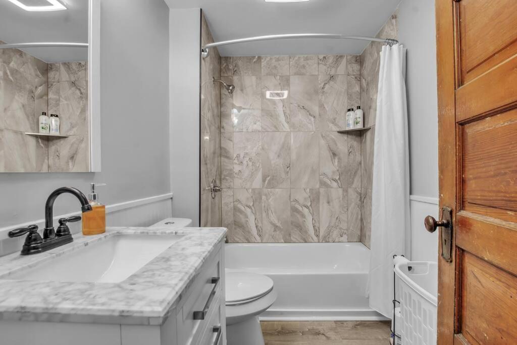 Park Place Suites Бъфало Екстериор снимка
